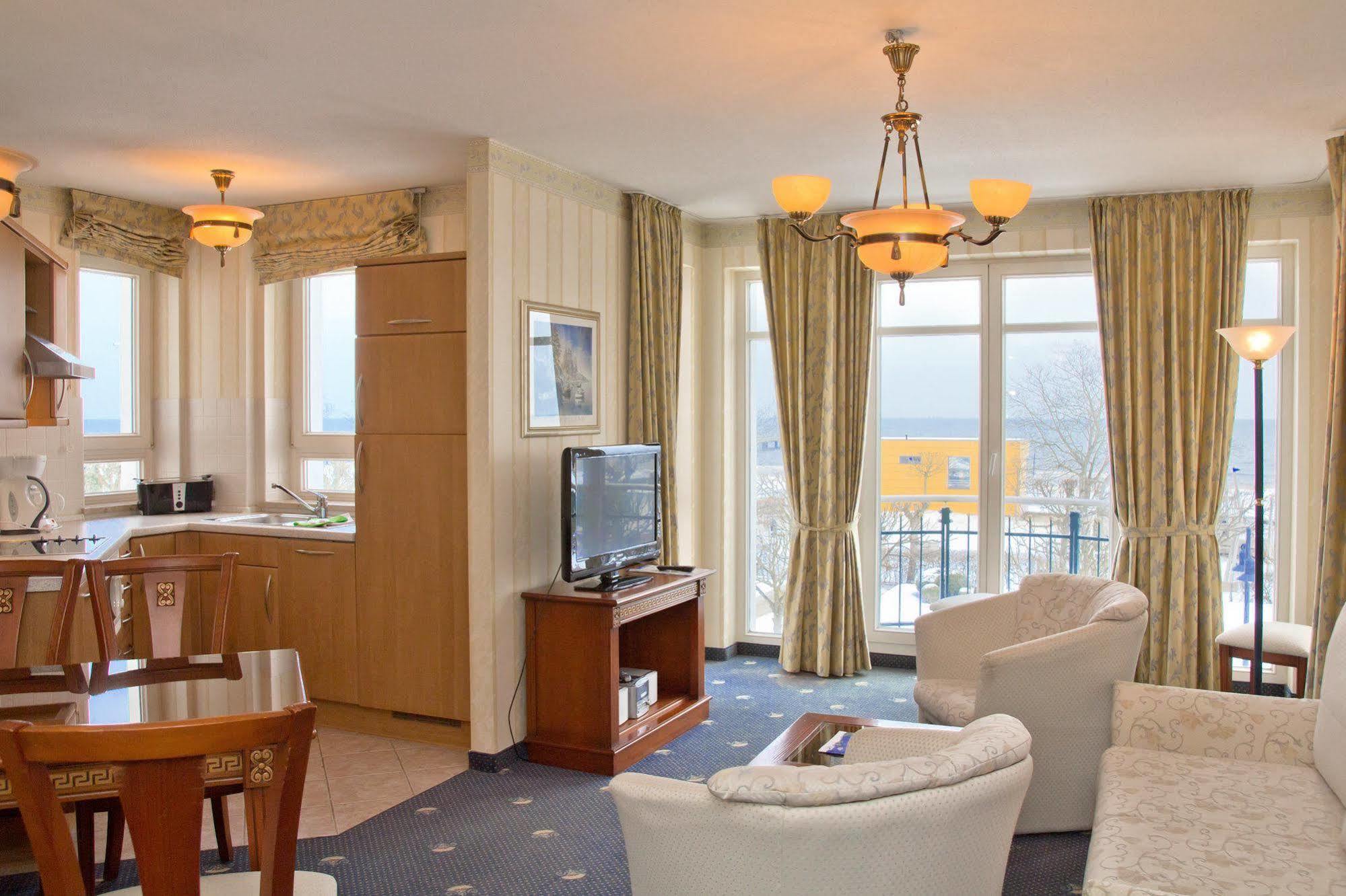 Seetelhotel Ostseeresidenz Ahlbeck Heringsdorf  Kültér fotó